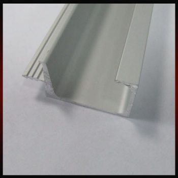 Fogantyú profil L015 Aluminium 3fm 18x36mm (UKW-7)