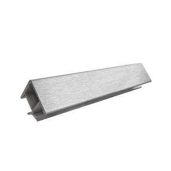 Lábazatsarok 90° H: 150mm Szálcsiszolt alu 2620L