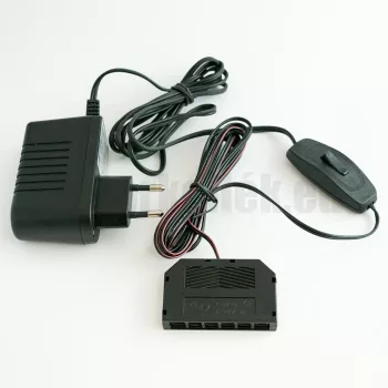   Led transzformátor + kapcsoló + dugvilla 12W 5-ös elosztóval