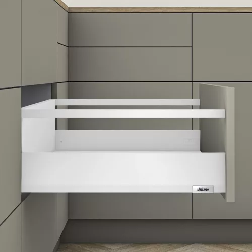 MerivoBox 28" E magasságú Korlát magasítással 350mm-es Selyemfehér 40kg